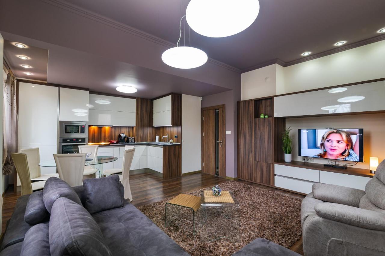 Cosy Luxury Flat In The Centrum- 90Sqm - 3 Rooms. Varna Bagian luar foto