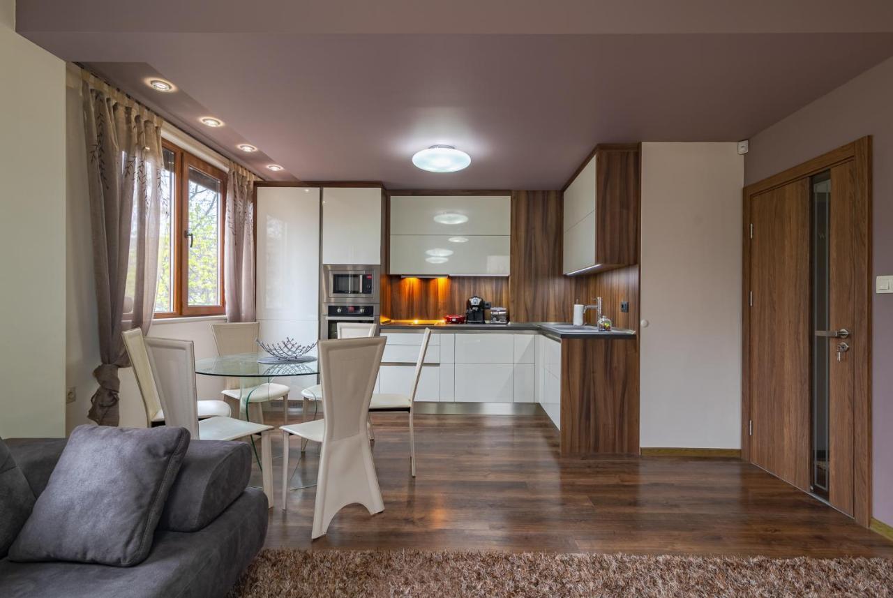 Cosy Luxury Flat In The Centrum- 90Sqm - 3 Rooms. Varna Bagian luar foto